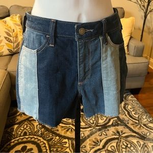 Hollister Brand curvy high-rise shorts